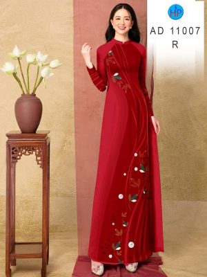 1627374180 323 vai ao dai mau moi ra hien nay (7)